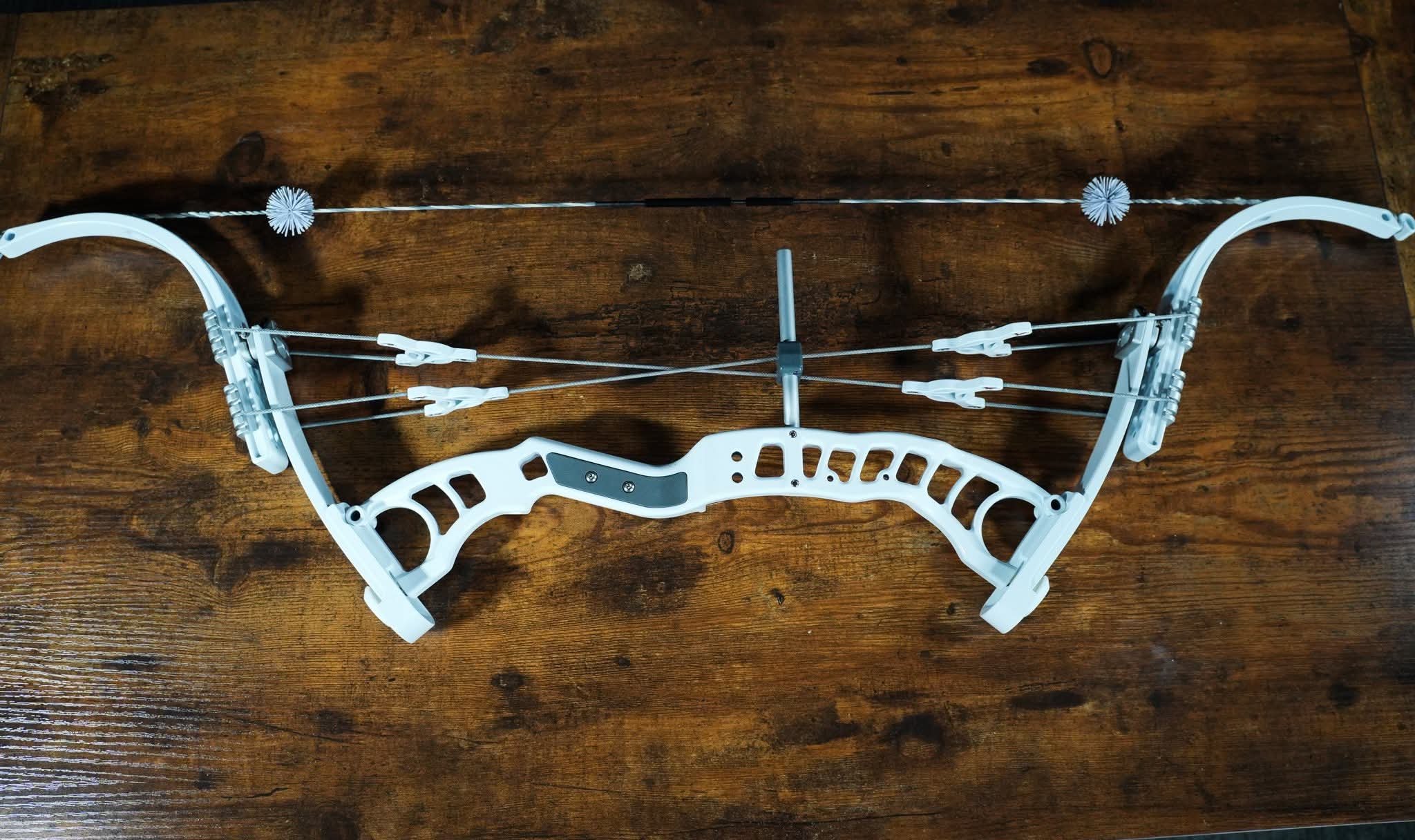 G-String Bowstrings Gnat Lever Bow - Image 2